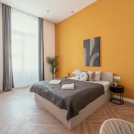 Exclusive 3bedrm Stylish By Prestige Homes 公寓