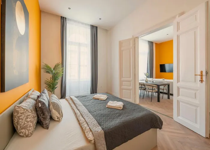 Exclusive 3bedrm Stylish By Prestige Homes Appartamento Budapest