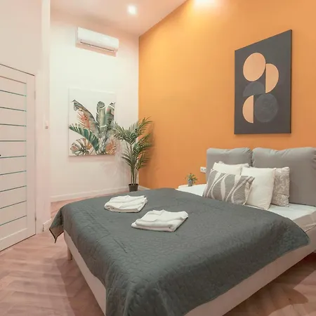 Exclusive 3bedrm Stylish By Prestige Homes Budapest