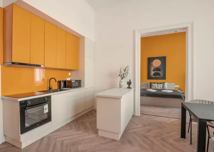 Exclusive 3bedrm Stylish By Prestige Homes Budapeşte
